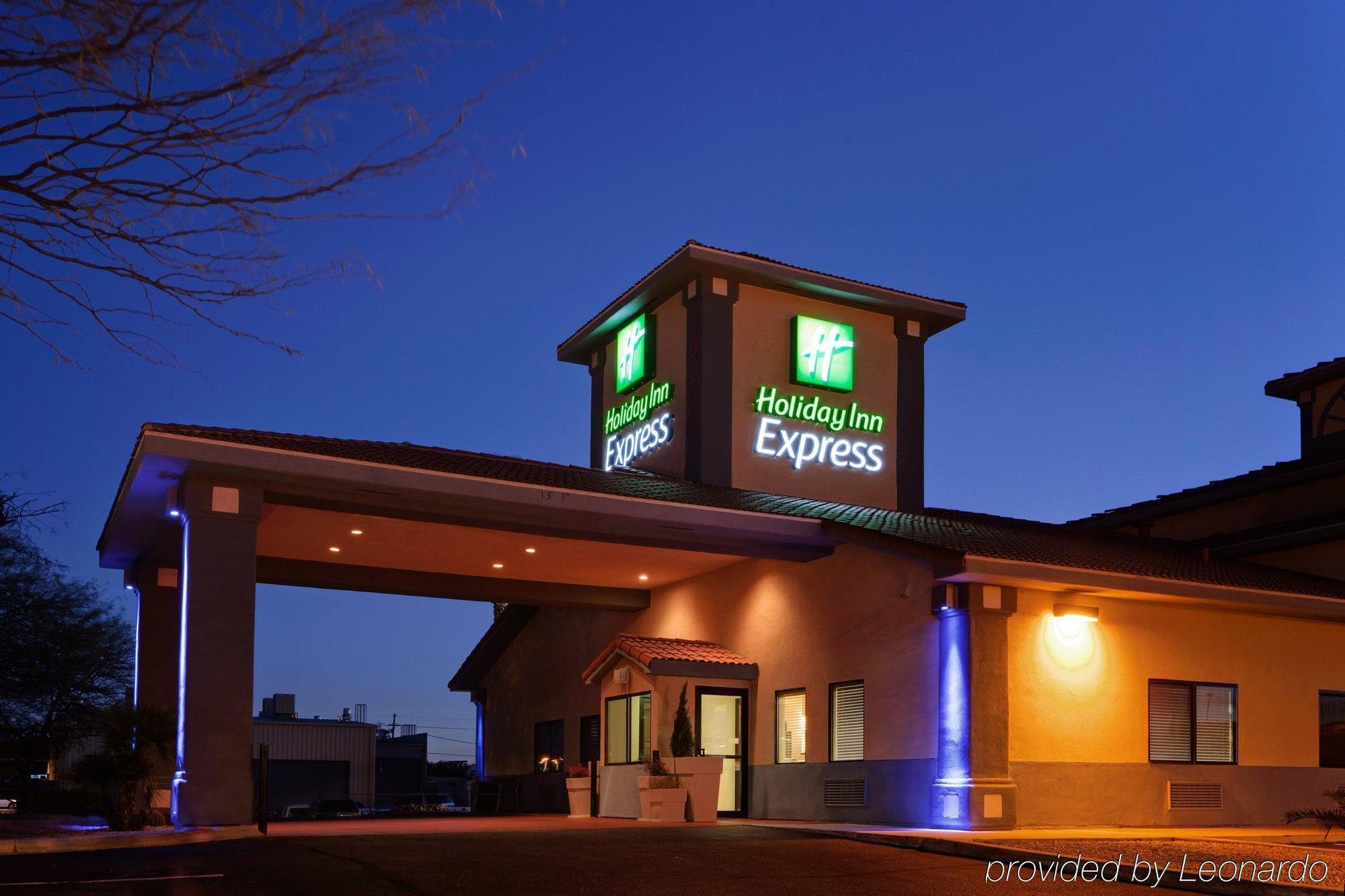 Vagabond Inn Executive Green Valley Exterior foto